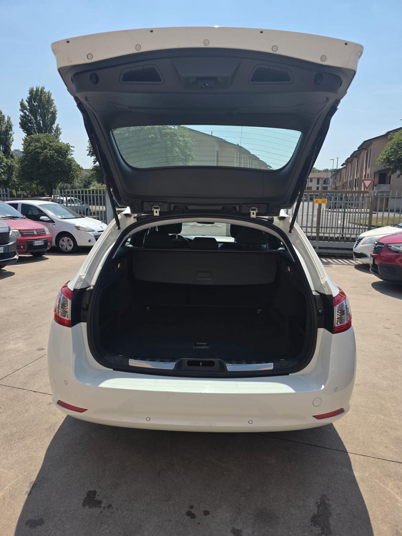 Peugeot 508 1.6 e-HDi 115CV ETG6 S&S SW Ciel Business Mix