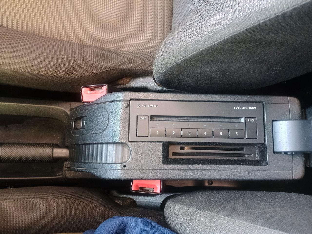 VOLKSWAGEN NEW BEATTLE CABRIO