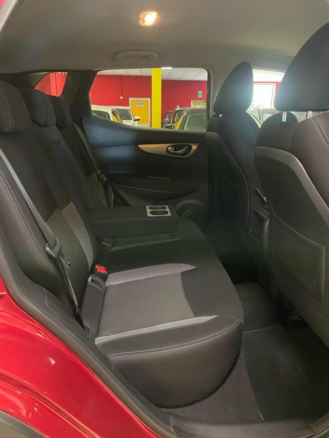 NISSAN Qashqai 1.6 dCi X-Tronic 2WD*AUTOMATICA/NAVI/TELC/PDC*