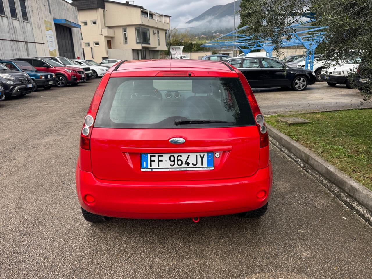 FORD FIESTA 1.4 16V 5p. Titanium