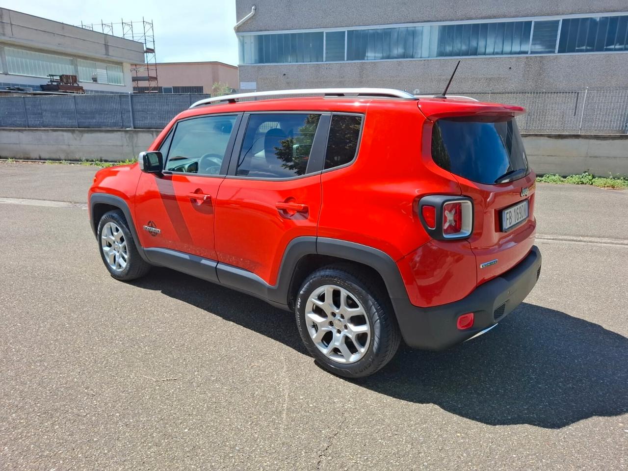 Jeep Renegade 1.6 Mjt SOLAMENTE 129.000 KM