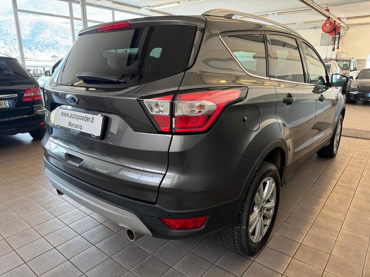 Ford Kuga 2.0 TDCI 150 CV S&S 4WD Titanium