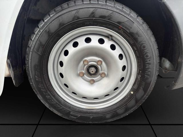 RENAULT Trafic T27 1.9 dCi/100CV(PC-TN-L1H1)PORTAPACCHI-CLIMA-