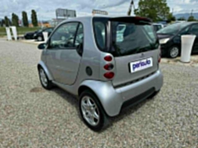 SMART ForTwo 700 coupé passion (45 kW)