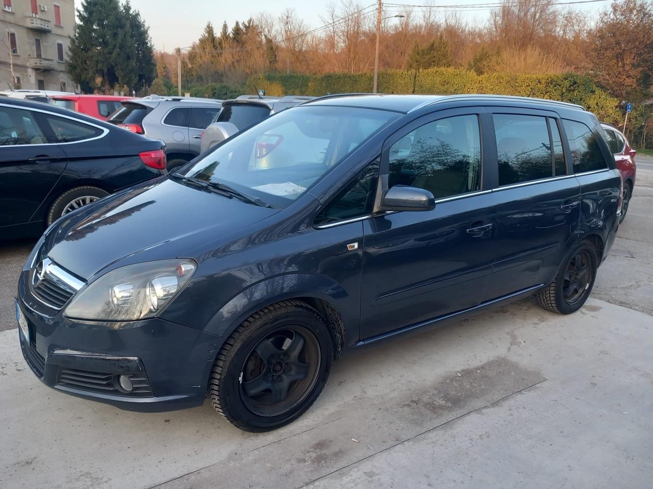 Opel Zafira 1.8 16V VVT Enjoy