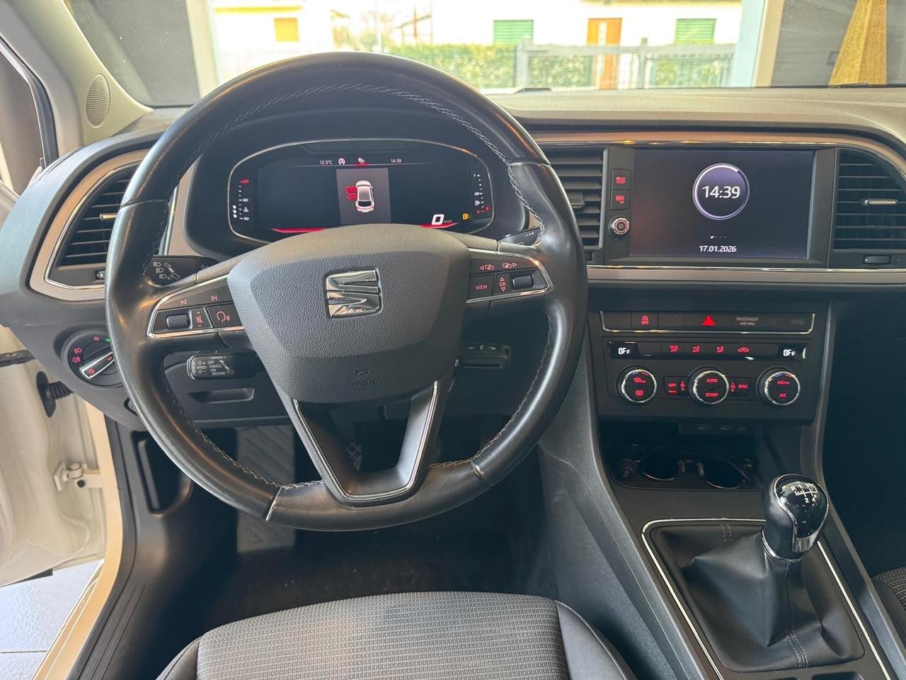 Seat Leon 1.6 TDI 115 CV 5p. Black Edition