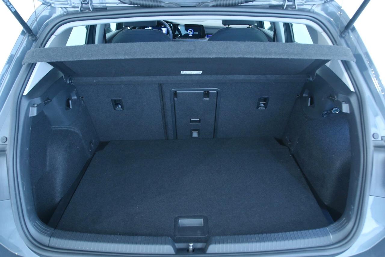 Volkswagen Golf 1.5 eTSI 130CV DSG