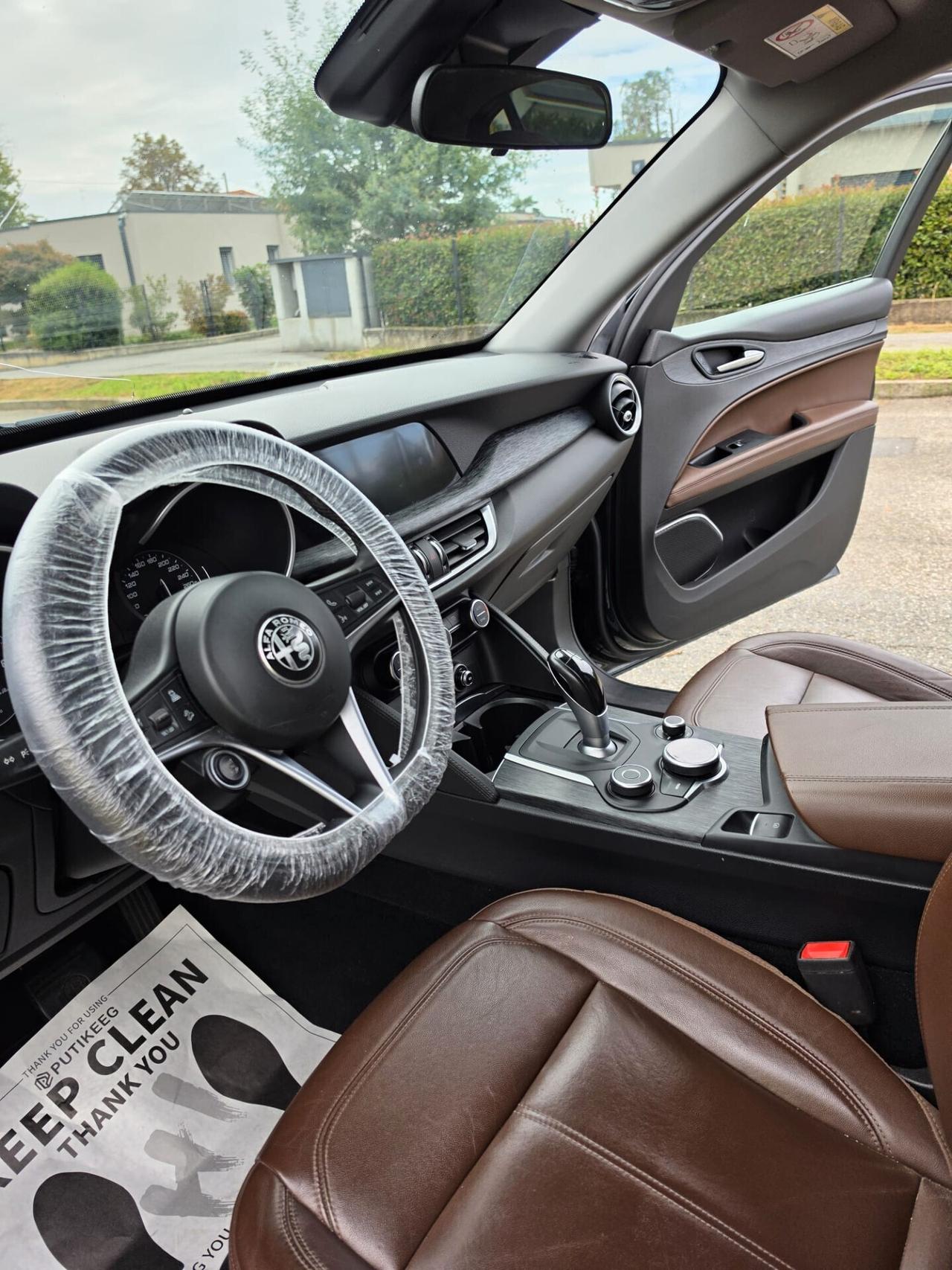 Alfa Romeo Stelvio AT8 Q4 Ti FULL OPTIONAL