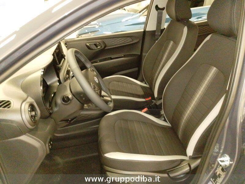 Hyundai i10 1.0 T-GDI MPI DOHC Petrol 5-speed M/T PE MY25 5P 1.0 MT CONNECTLINE