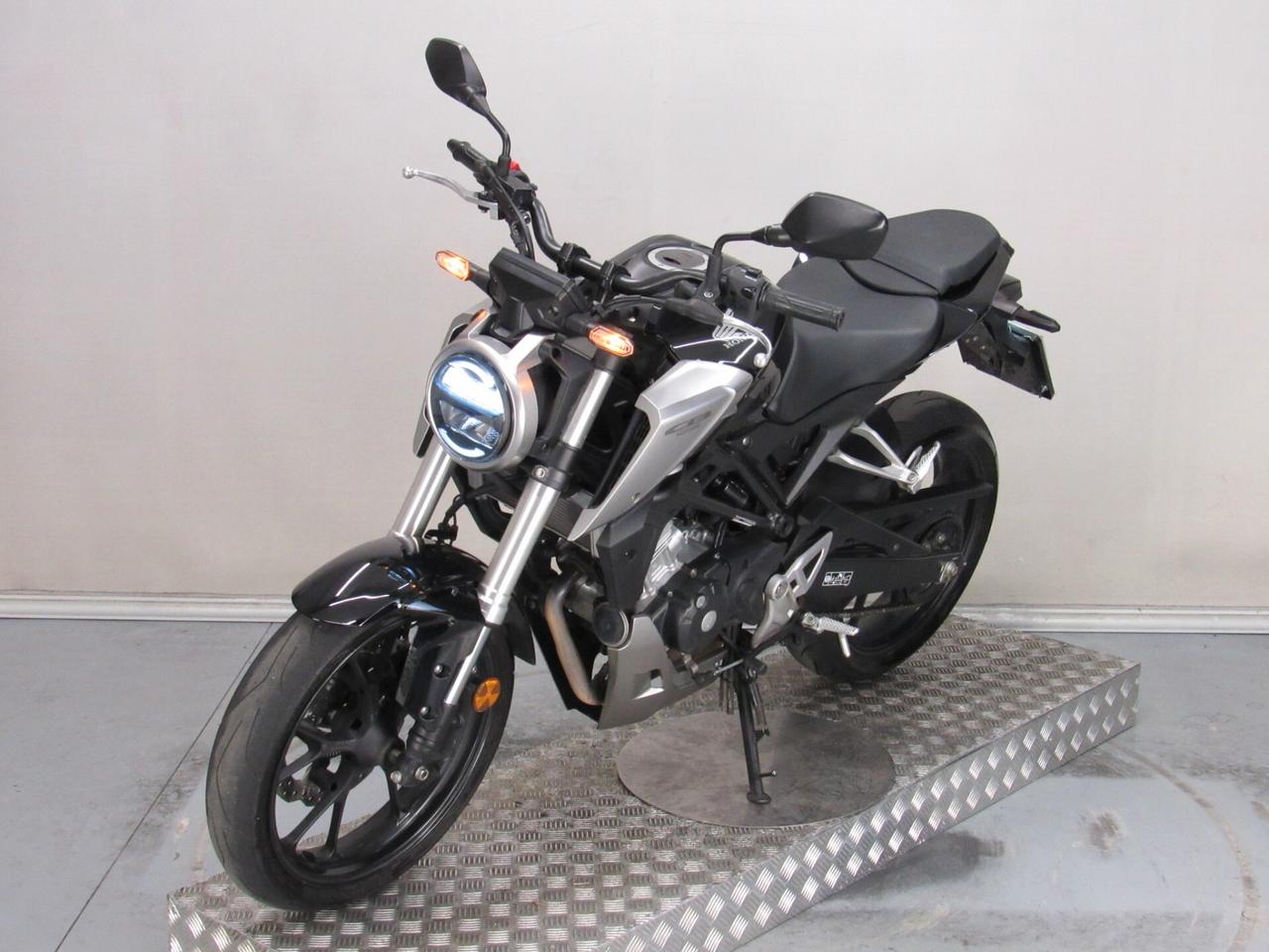 Honda CB 125 R 11KW PATENTE A1 E B