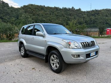 Toyota Land Cruiser 3.0 D-4D 16V cat 5 porte aut. Wagon