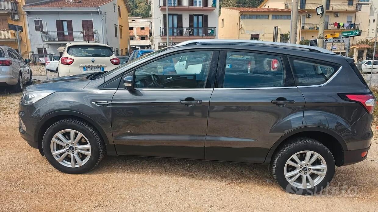 FORD KUGA 2.0 TDCI 150CV 5P SUV 2018 PSHIFT SeS AWD BUSINESS E6 CAMBIO AUTOMATICO € 9.900,00