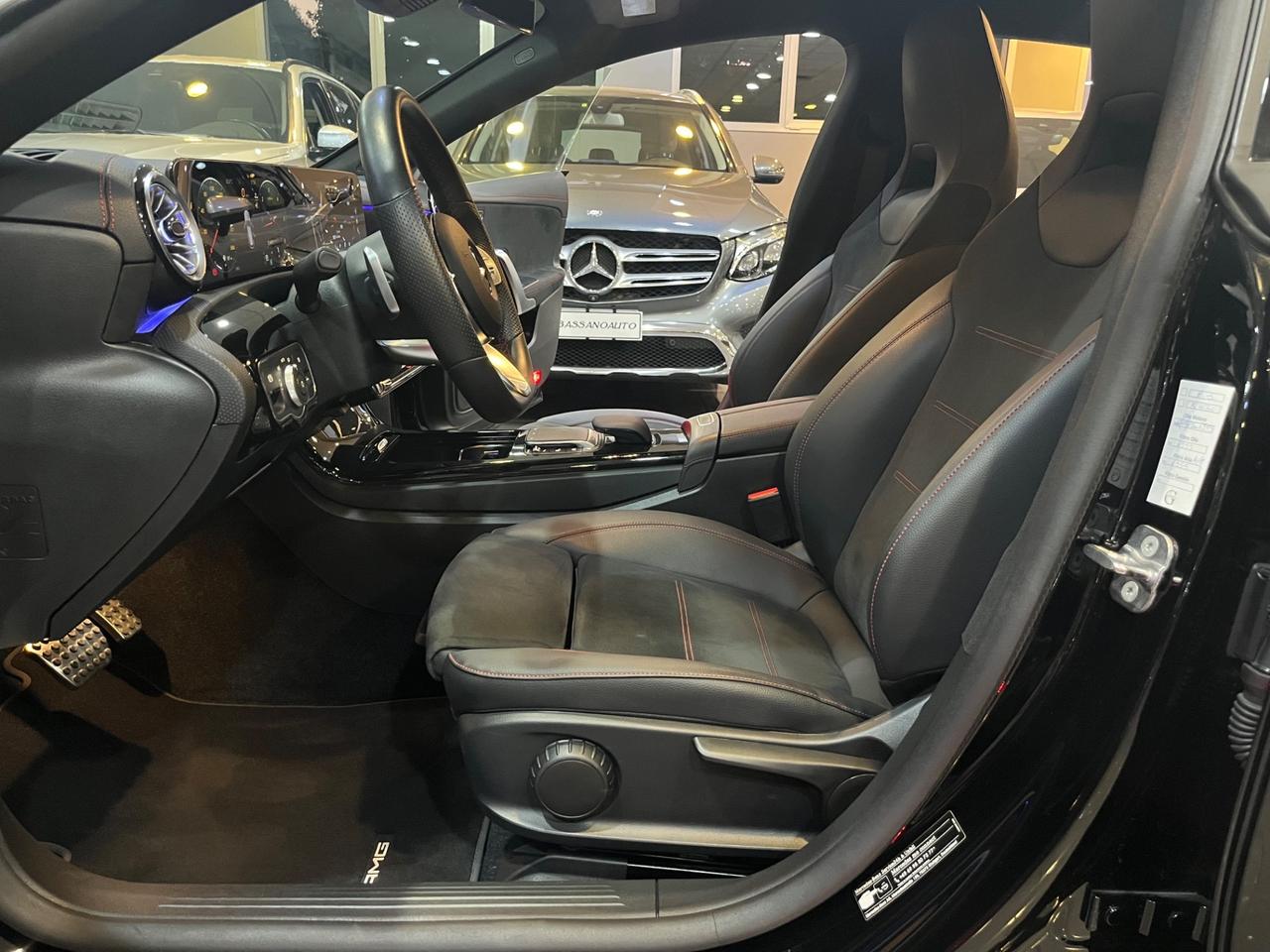 Mercedes CLA 200 d Automatic Premium 12.000 KM