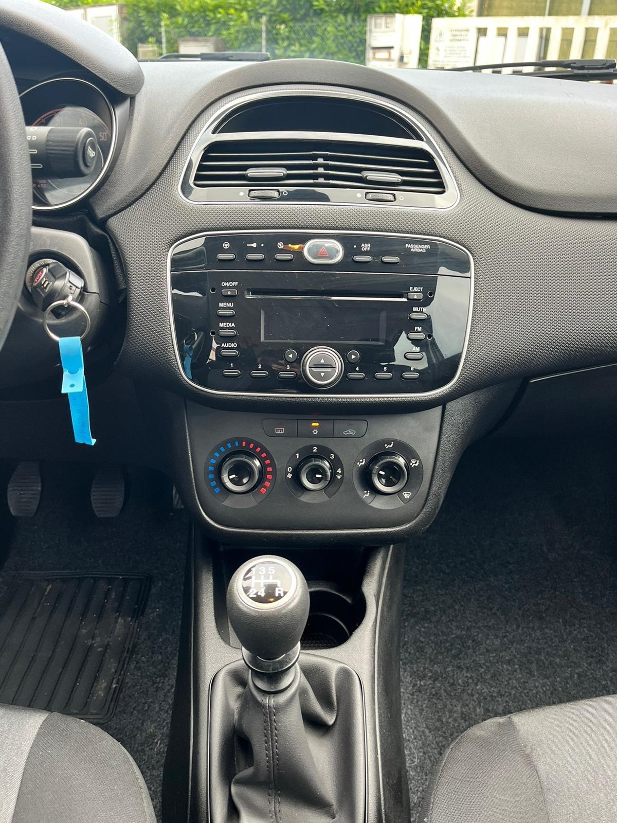 Fiat Punto 1.2 2016 Neopatentati