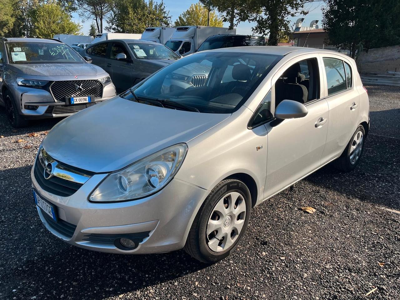 Opel Corsa 1.2 5 porte Enjoy