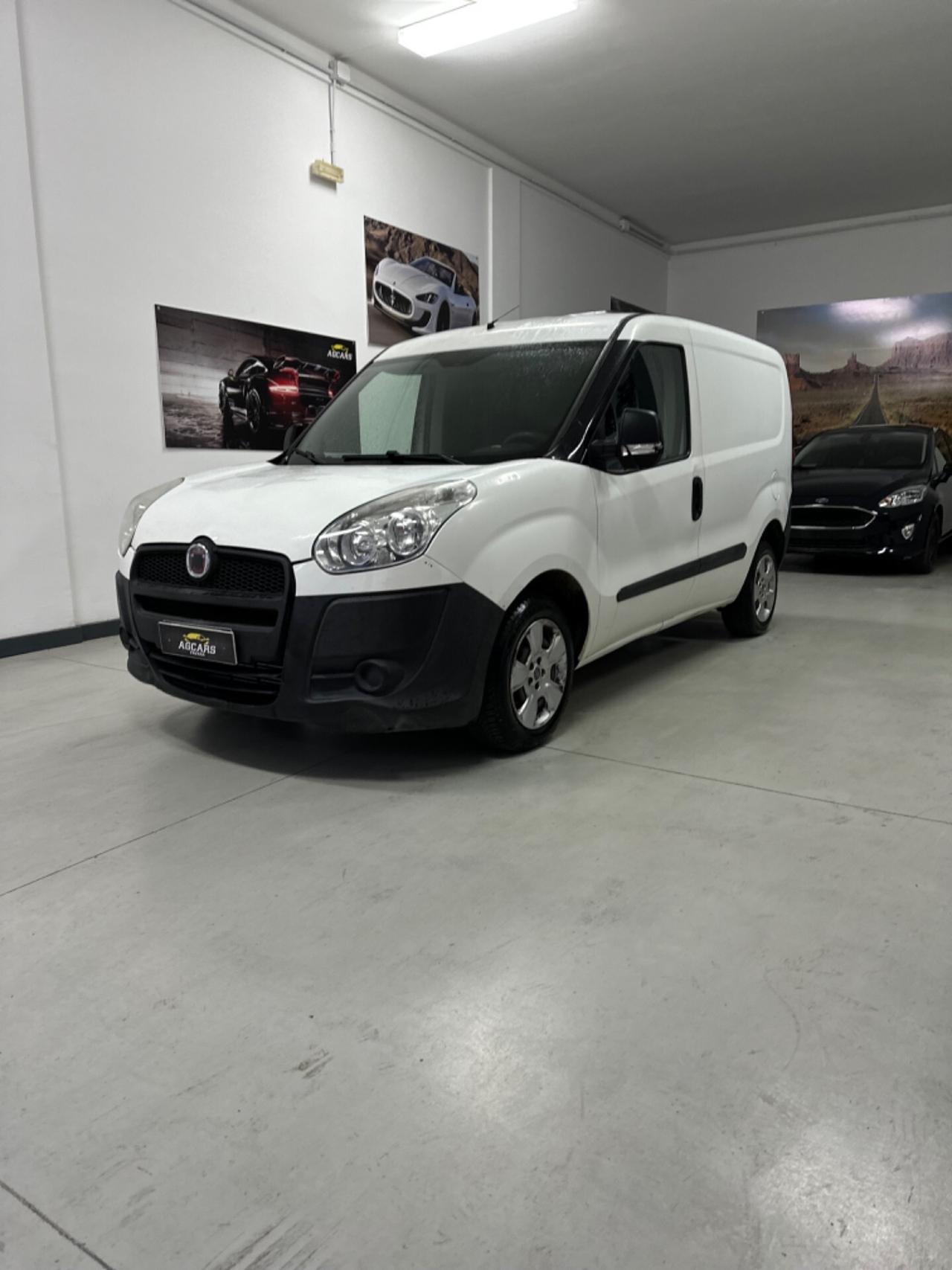 Fiat Doblo Dobl&ograve; 1.6 MJT 16V 90CV MyLife TRASPORTO ANIMALI VIVI