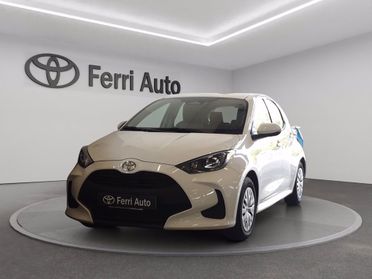 TOYOTA Yaris 1.5h active del 2025