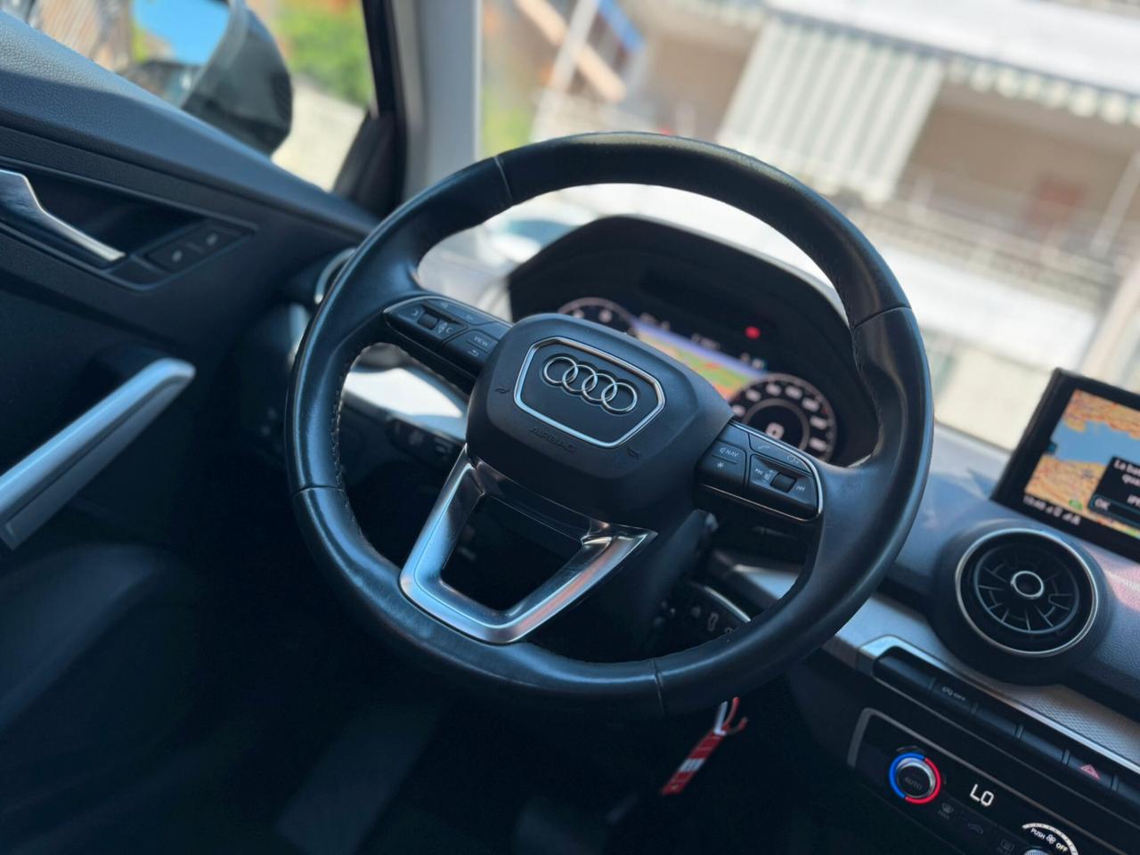 Audi Q2 30 TDI S tronic Business Plus