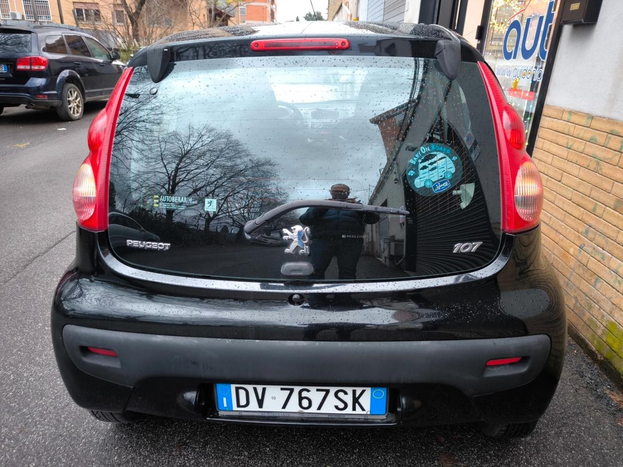 Peugeot 107 1.0 68CV 5p. Sweet Years