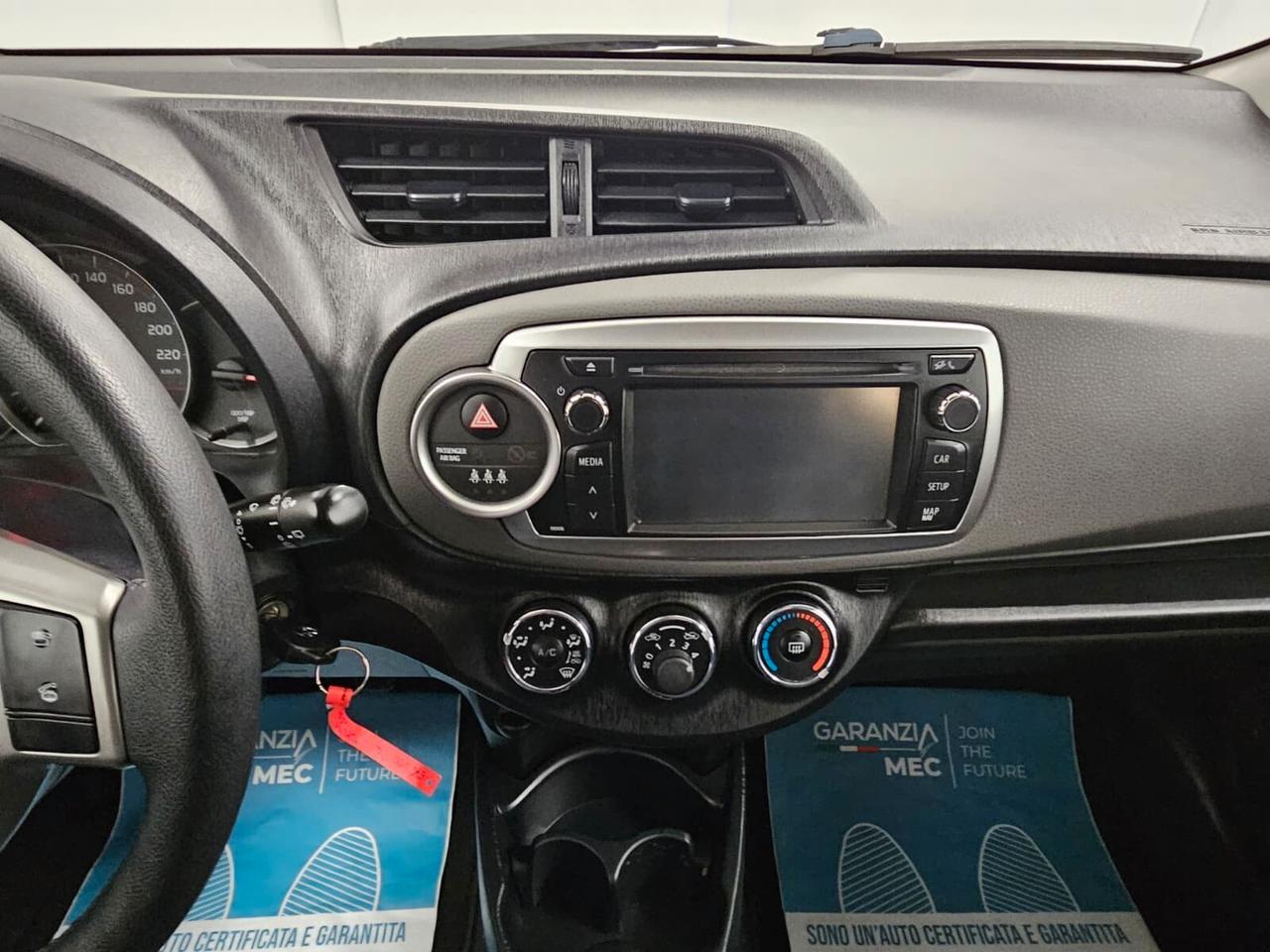 Toyota Yaris 1.0 5 porte Active - NeoPatentati