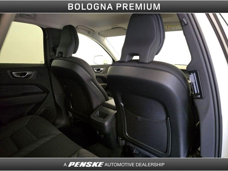 Volvo XC60 B4 (d) AWD automatico Core