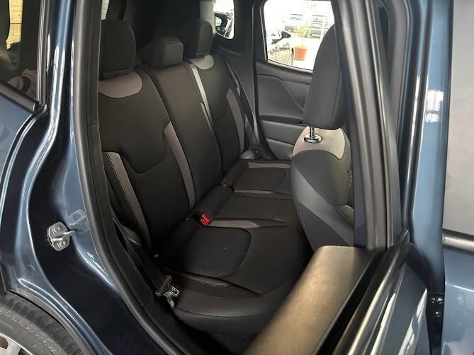Jeep Renegade 1.5 Turbo T4 MHEV Limited