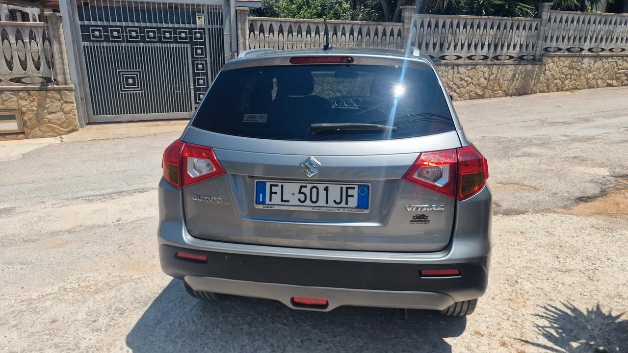 Suzuki Vitara 1.6 VVT A/T V-Top