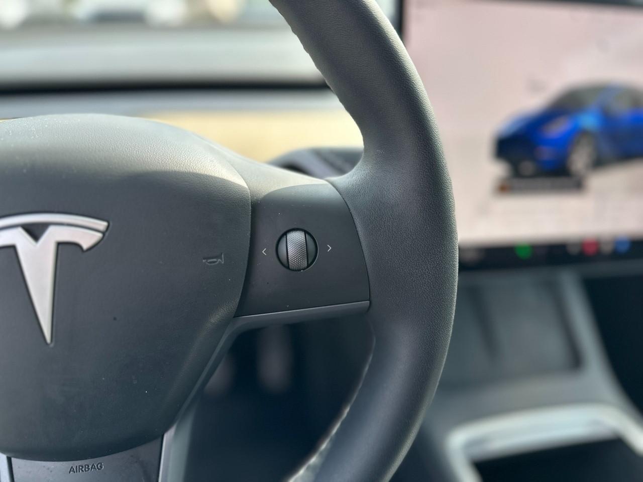 TESLA Model Y 2021 - Model Y Single Motor rwd