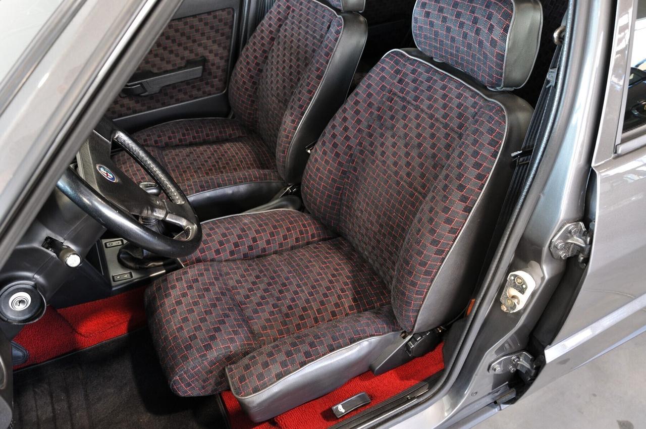 Alfa Romeo 33 1.7 Quadrifoglio Verde ASI