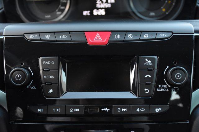 LANCIA Ypsilon 1.0 FireFly 5 p. S&S Hybrid ORO **5 POSTI**