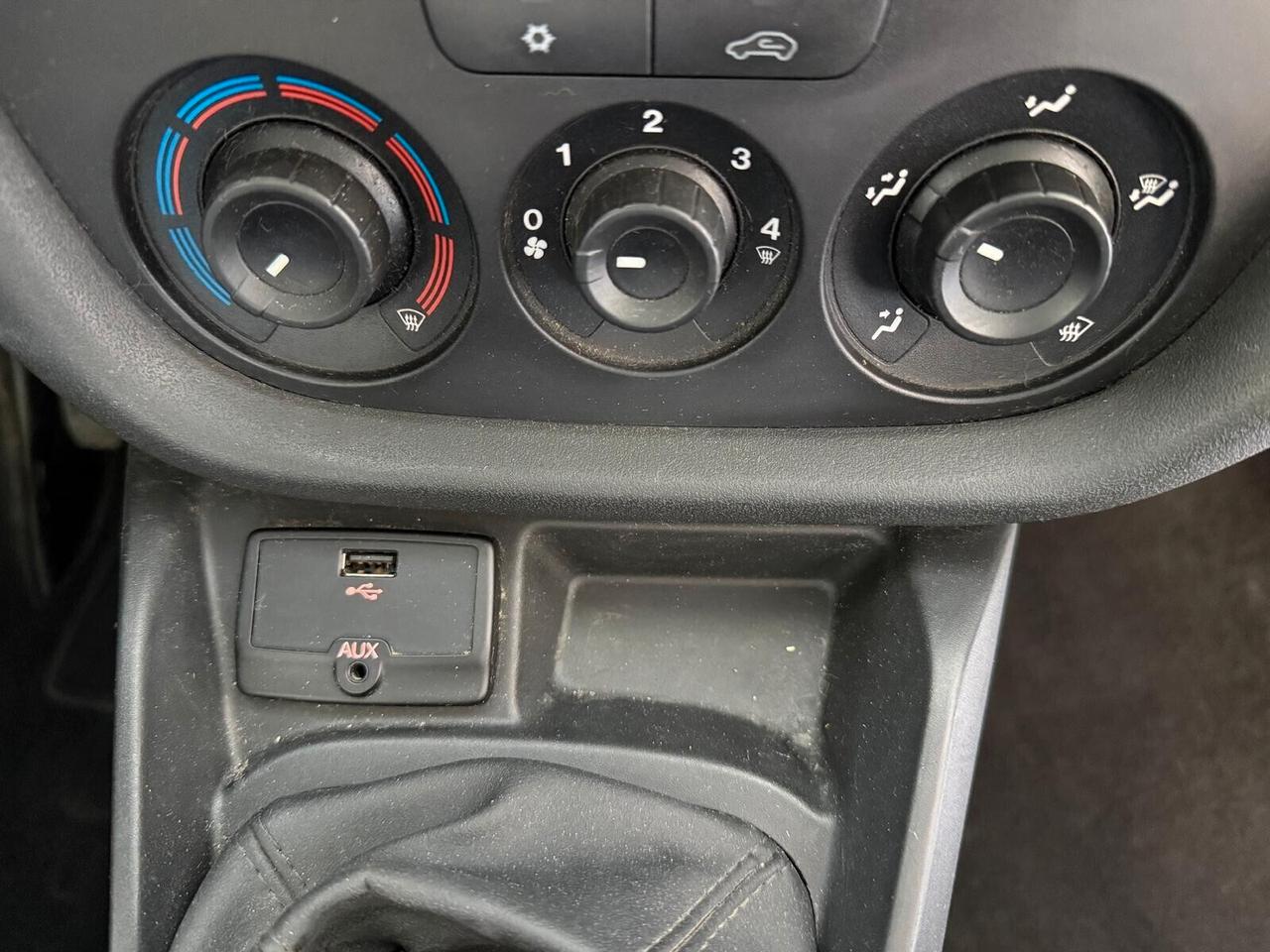 FIAT DOBLO' 1.4 BENZINA DEL NORD ITA 2015