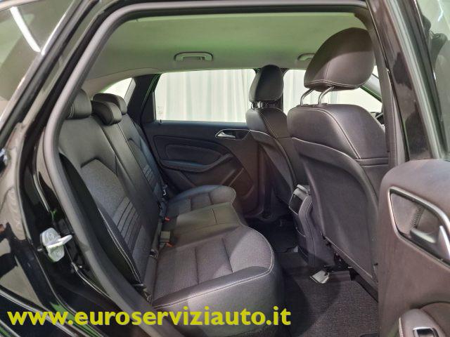 MERCEDES-BENZ B 200 c Executive