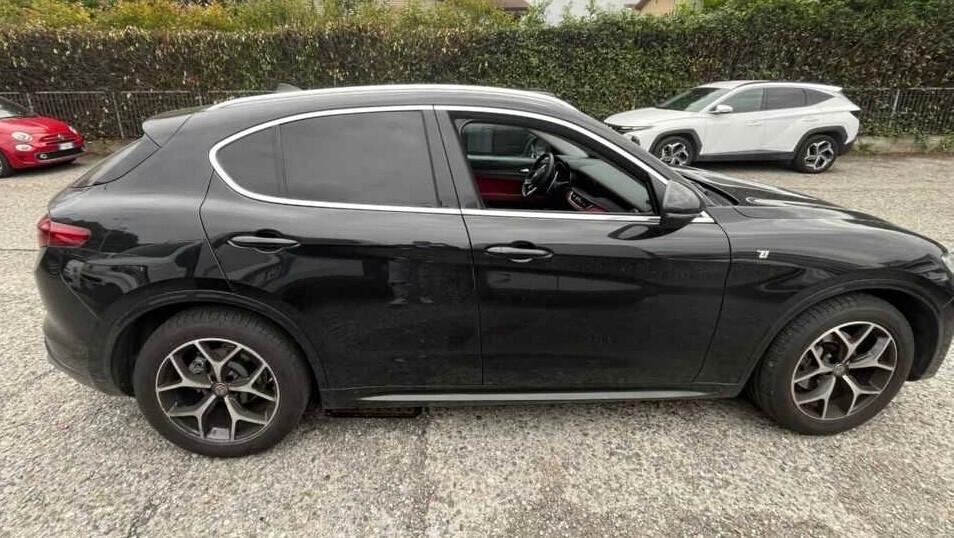 Stelvio 2.2 Turbodiesel 190 CV AT8 Q4 TI