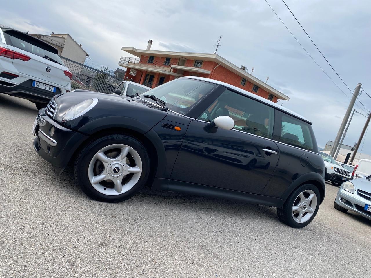 Mini Mini 1.4 tdi One D de luxe 75cv