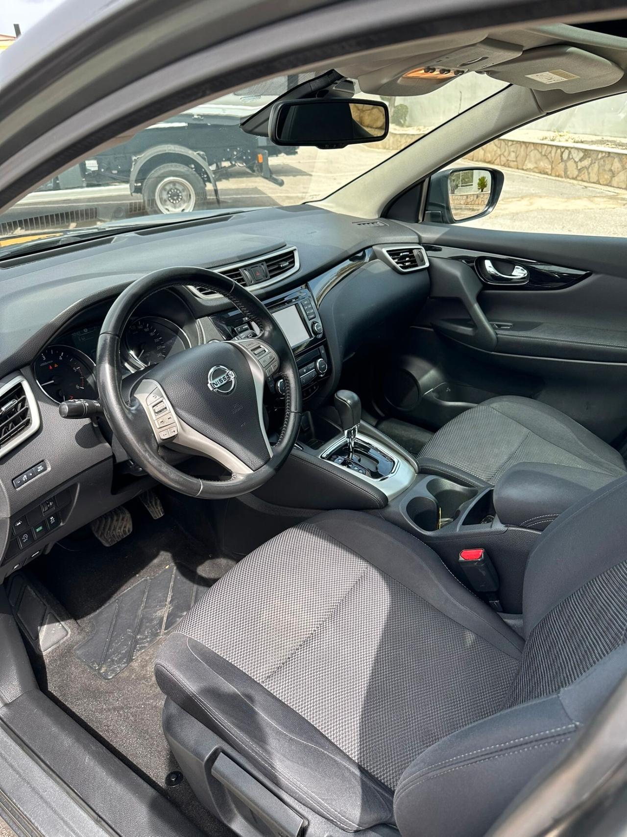 NISSAN QASHQAI 1.6 dCi 2WD Tekna
