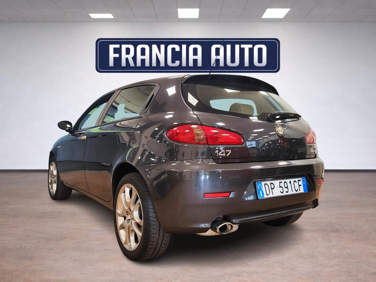 Alfa Romeo 147 2.0 16V TS Selespeed 5p. Distinctive