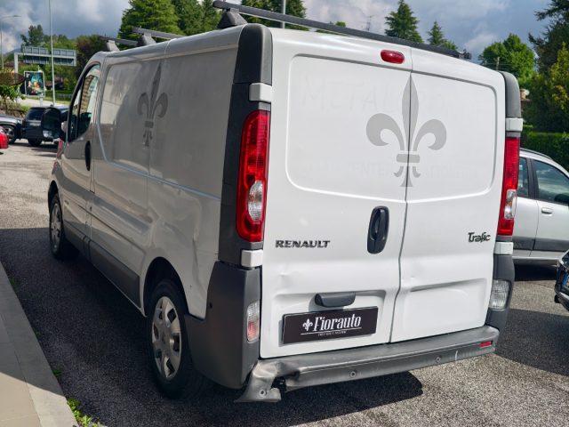 RENAULT Trafic T27 2.0 dCi/115 PC-TN Furgone 3posti
