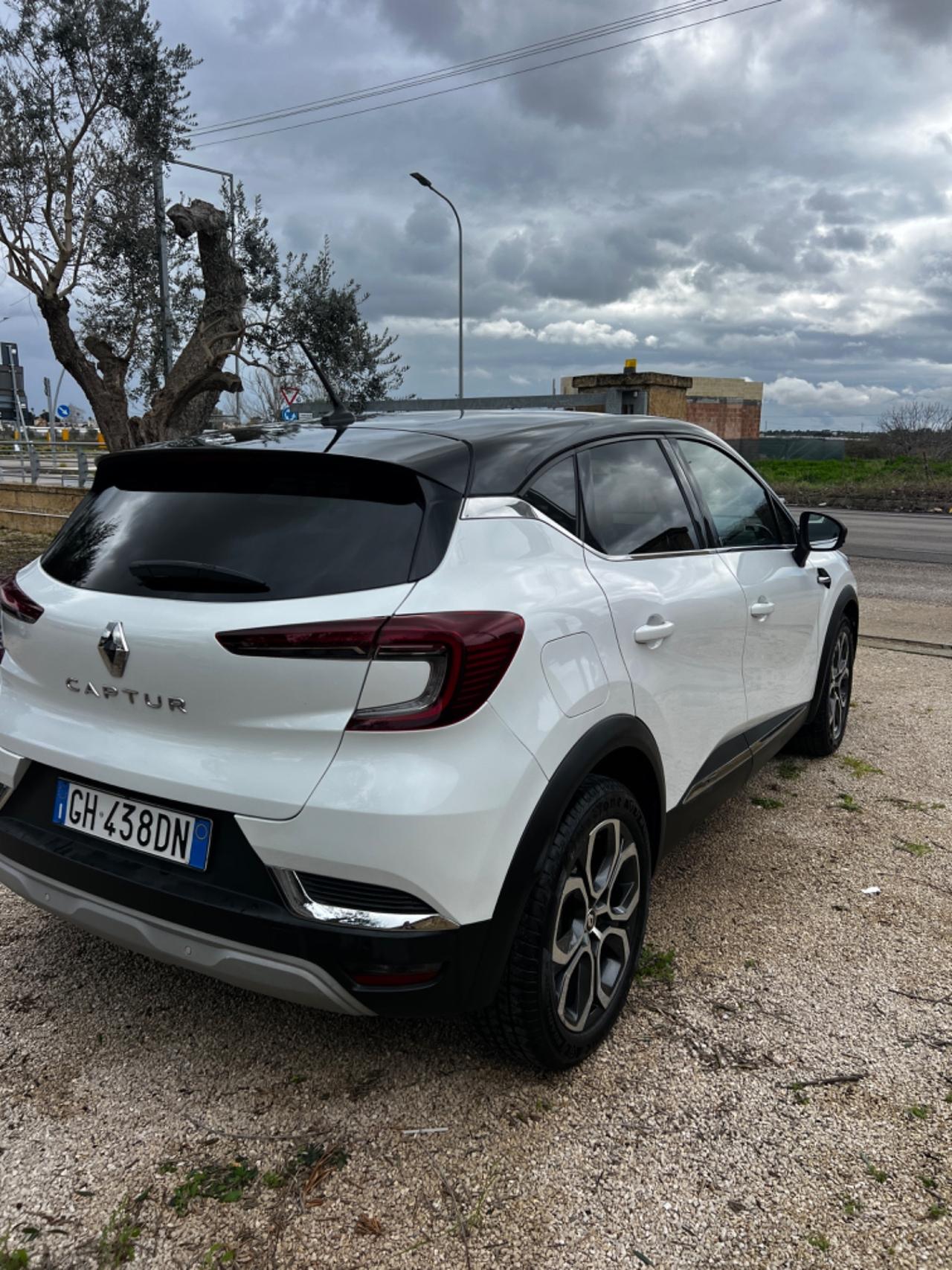 Renault Captur TCe 100 CV GPL FAP Intens Strabella!!!