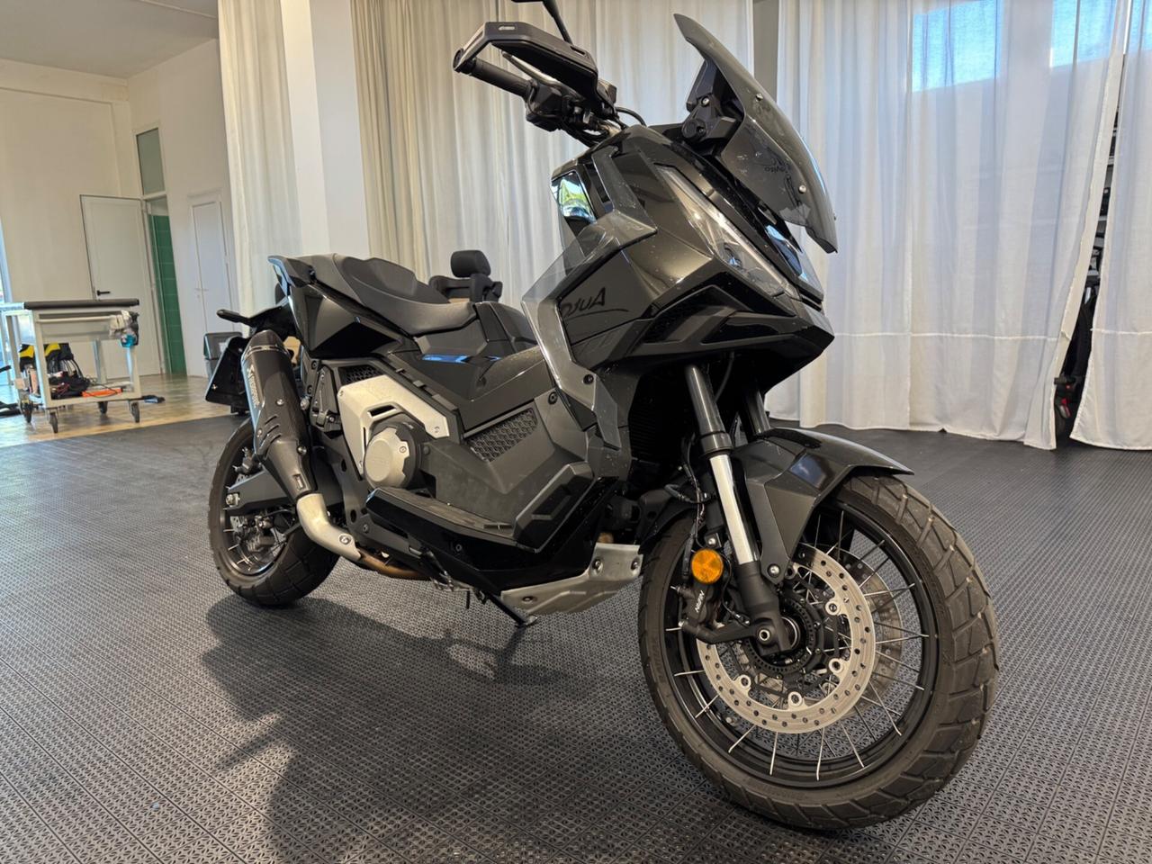 Honda X-ADV ADV 750 Graphite Black
