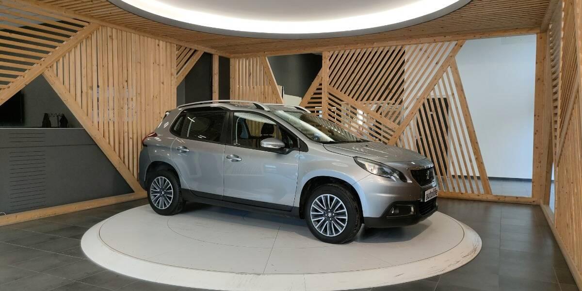 Peugeot 2008 1.5 bluehdi Active s&s 100cv 5marce