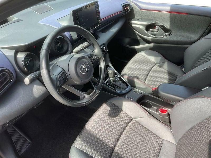 Toyota Yaris Hybrid Energy MY21