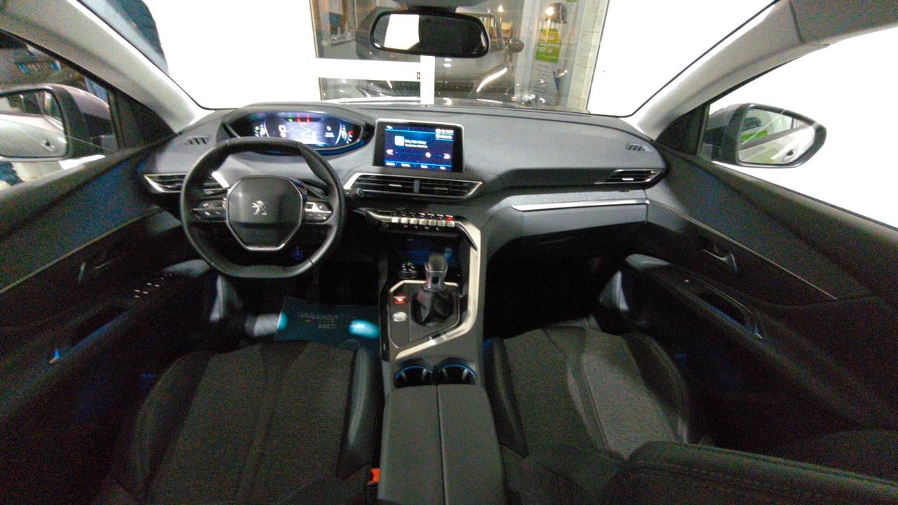 Peugeot 3008 BlueHDi 120 S&S Allure