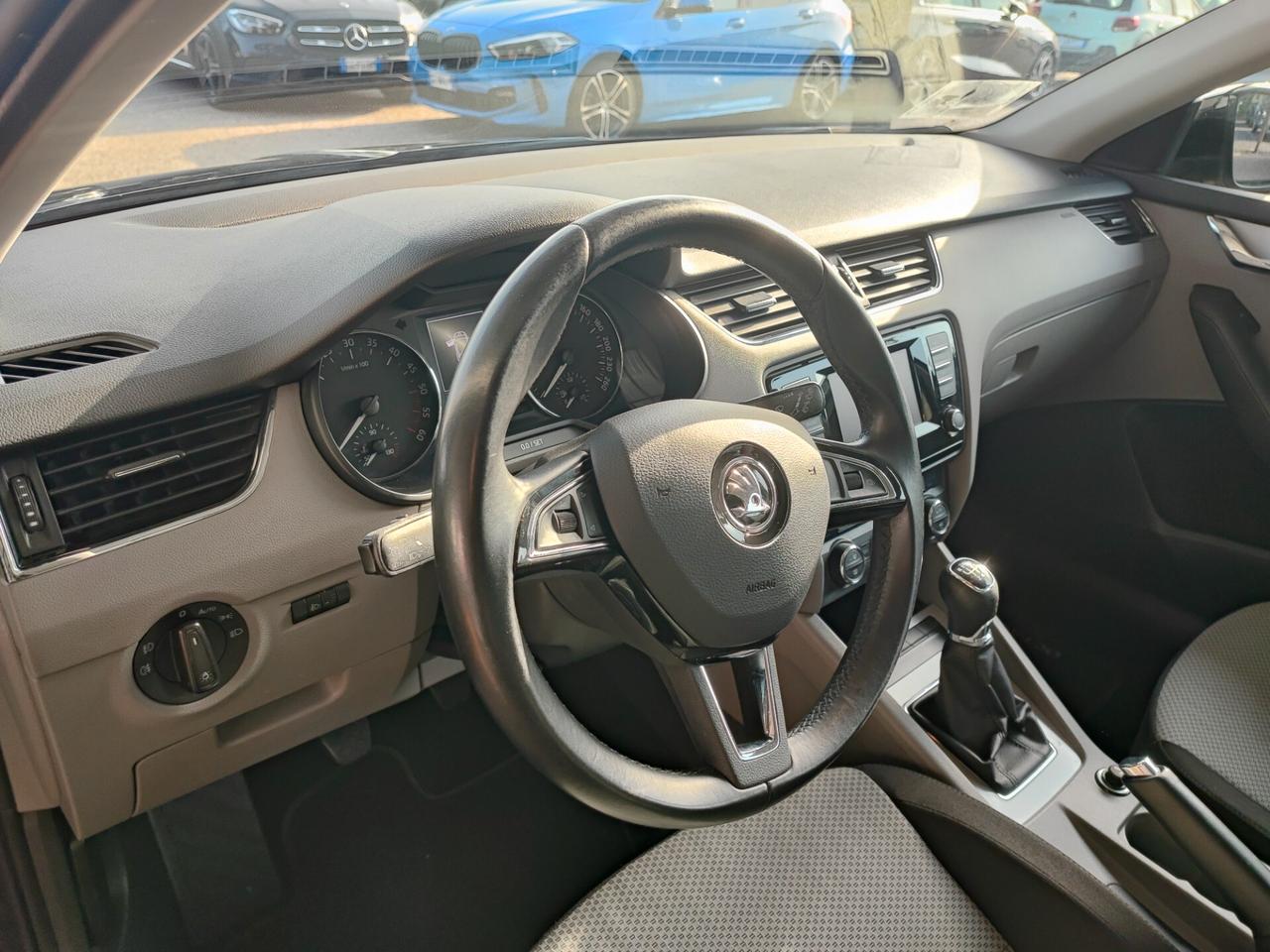 Skoda Octavia 1.6 TDI CR 105 CV Wagon Elegance