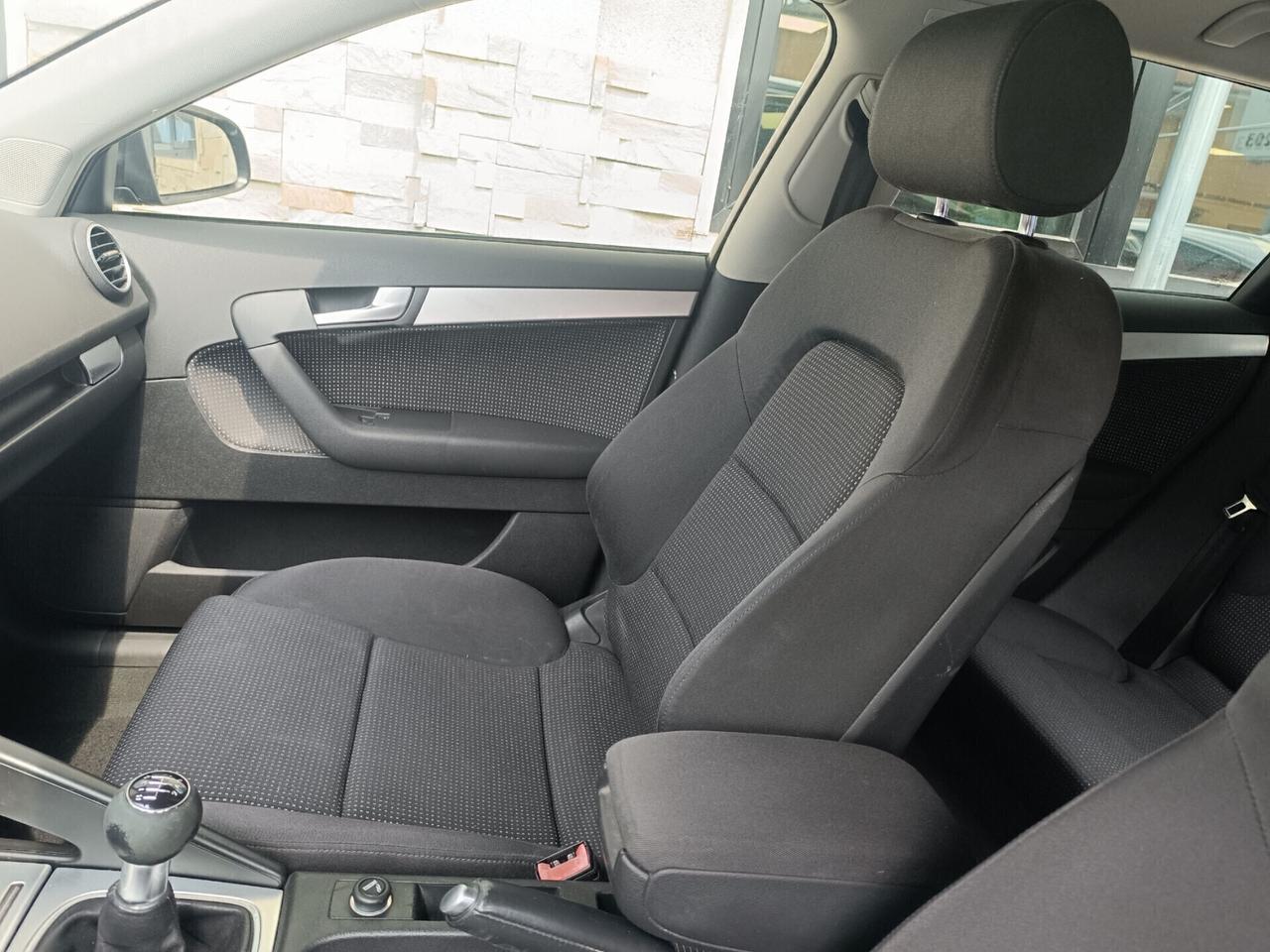Audi A3 SPORTBACK 2.0 16V TDI S-LINE