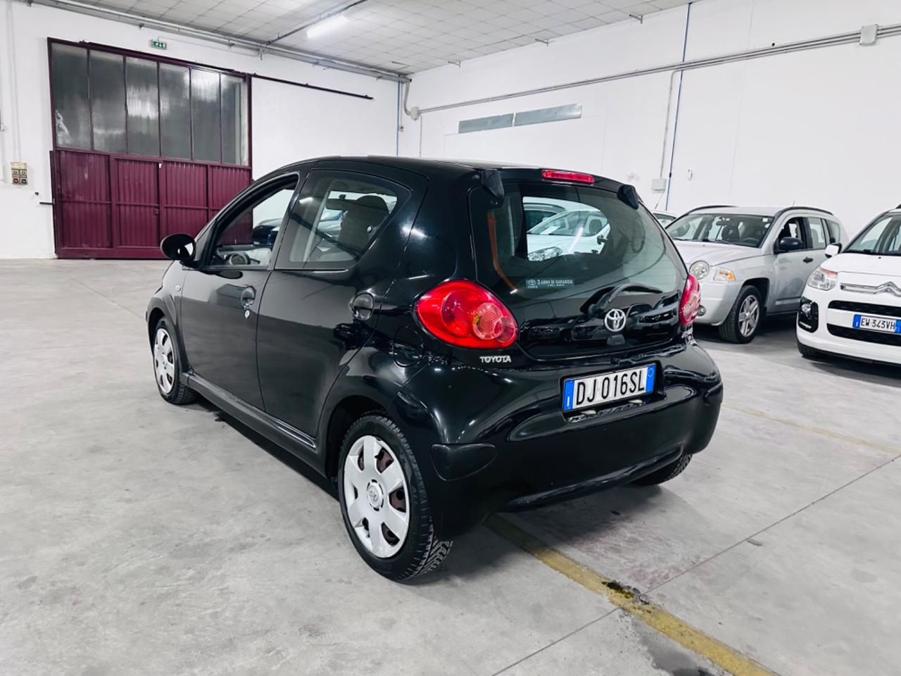 Toyota Aygo 1.0 12V VVT-i 5 porte