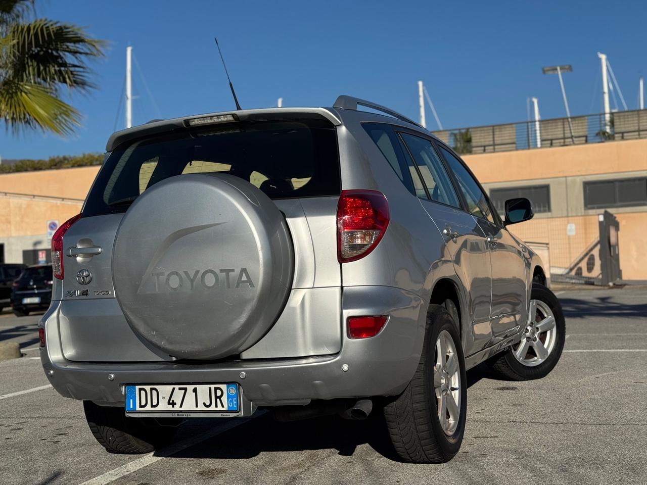 TOYOTA RAV4 2.2 D-4D 136 CV LUXURY 2006 1 PROP 12 MESI DI GARANZIA