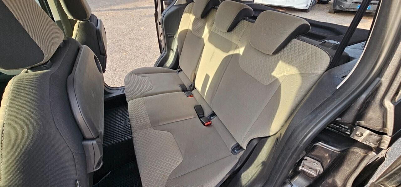 Ford Tourneo Courier 1.5 TDCI 75 CV Plus