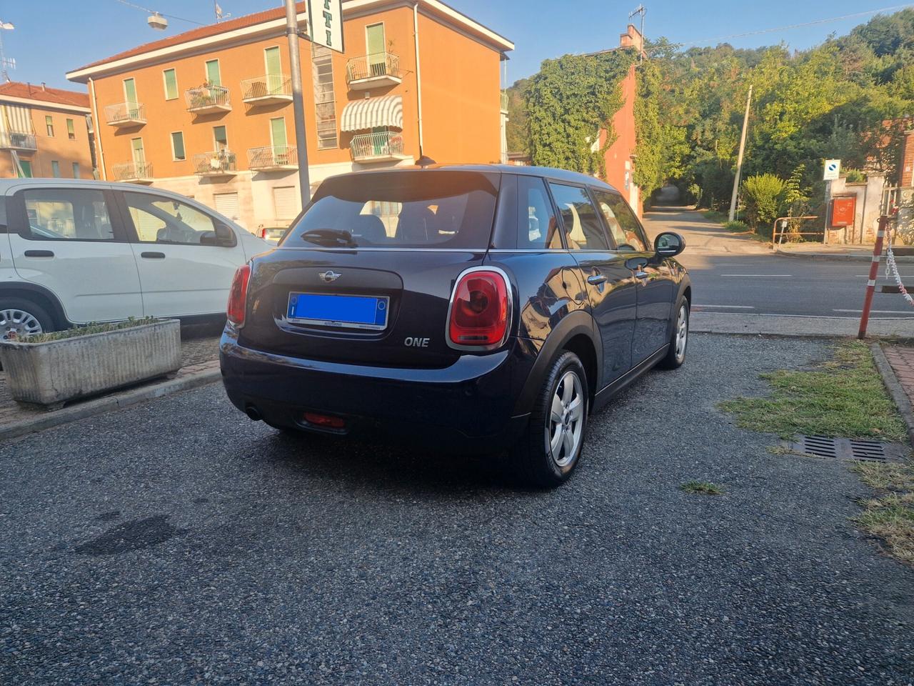 Mini One 1.2 100CV "138.500 km" Navi, Sensori, Fendi