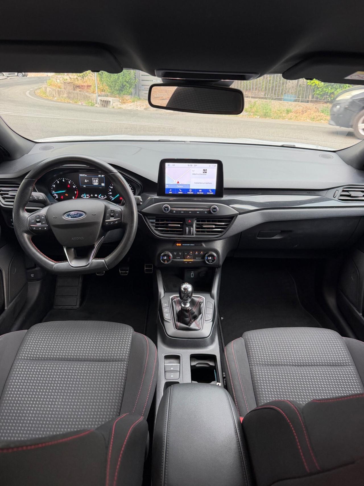 Ford Focus 1.0 EcoBoost Hybrid 125 CV 5p. ST-Line