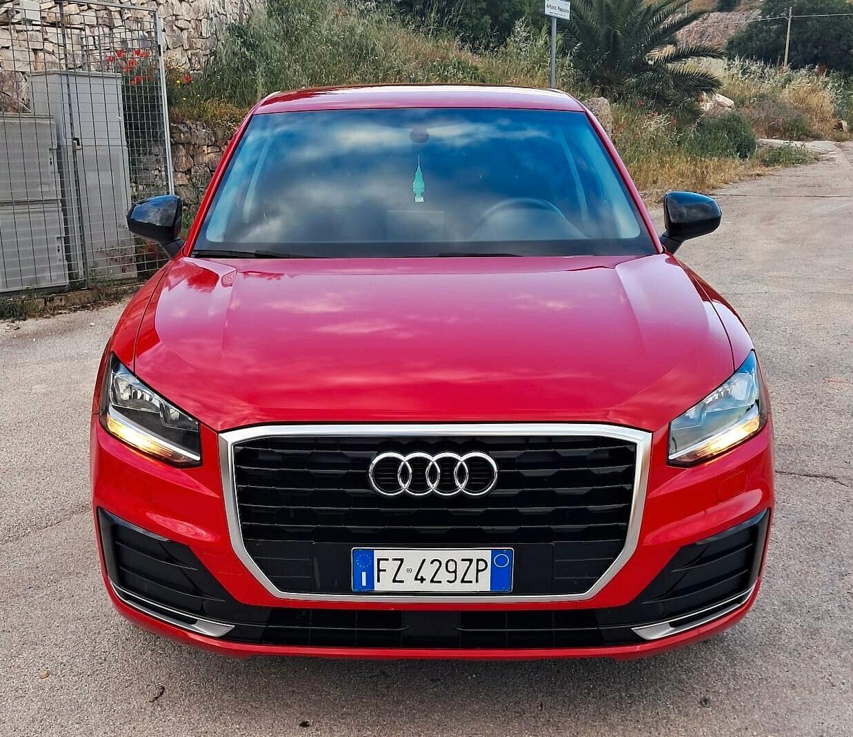 Audi Q2 35 TDI quattro S tronic Admired (Iva esposta)